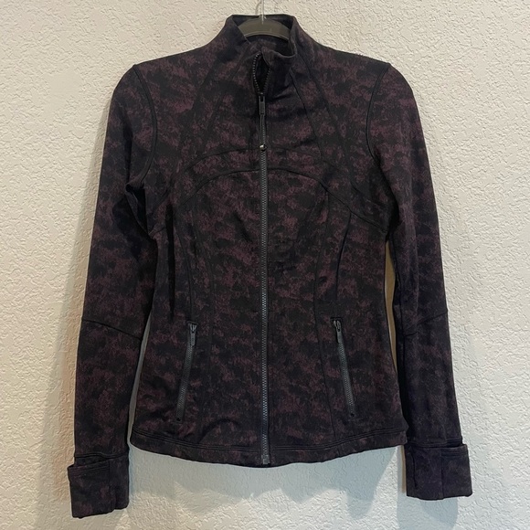 Lululemon Define Jacket *Luxtreme in Misted Jacquard Black Cherry - Size 6 - Picture 6 of 9